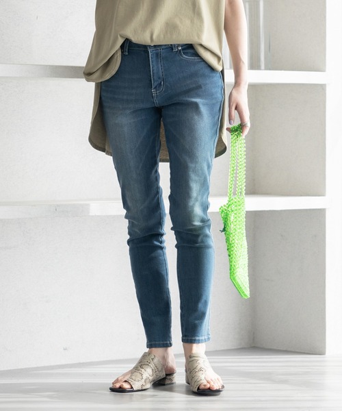 GeeRA(ジーラ)の「美脚ストレッチスキニーデニムパンツ(デニムパンツ・レディース・ブラック/ネイビー/インディゴブルー/ブルー・LARGE/X-LARGE/SMALL/MEDIUM/XX-LARGE/XXX-LARGE/XXXX-LARGE)」の4枚目の写真