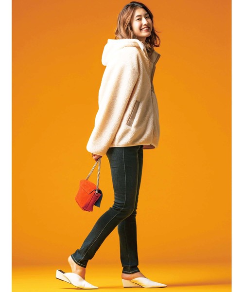 GeeRA(ジーラ)の「美脚ストレッチスキニーデニムパンツ(デニムパンツ・レディース・ブラック/ネイビー/インディゴブルー/ブルー・LARGE/X-LARGE/SMALL/MEDIUM/XX-LARGE/XXX-LARGE/XXXX-LARGE)」の5枚目の写真