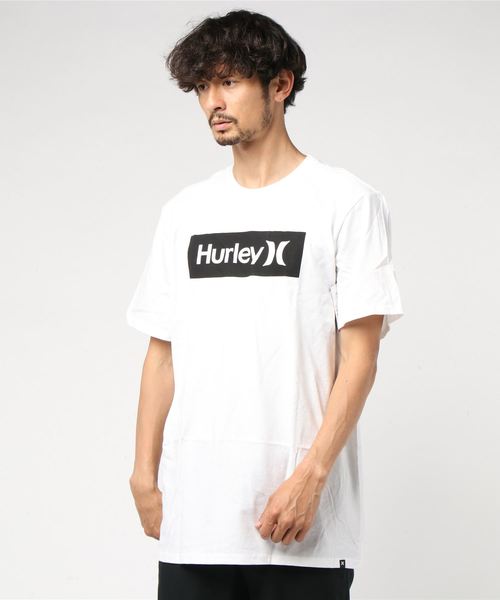Hurley (ハーレー)の「M CRE OAO BOXED SS / ハーレー ボックスロゴプリントTシャツ(Tシャツ/カットソー・メンズ・ホワイト/ブラック/ブラウン系その他/グリーン系その他・LARGE/MEDIUM/SMALL)」の2枚目の写真