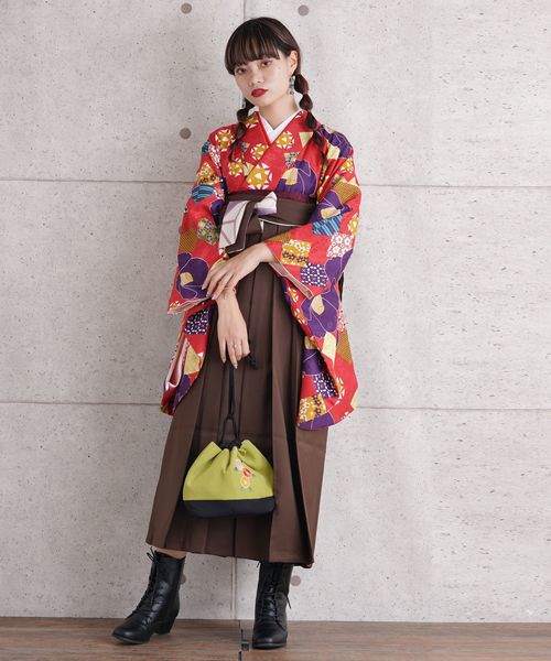 utatane的「袴セット 赤と紫のつばきとレトロ(和服)」