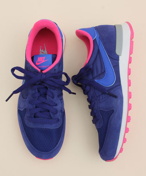 green label relaxing（グリーンレーベルリラクシング）の「◆[ナイキ]NIKE インターナショナリスト スニーカー（スニーカー・レディース・ロイヤルブルー/オリーブ/ライトグレー・24cm/23.5cm/22.5cm/24.5cm/23cm/25cm）」の3枚目の写真