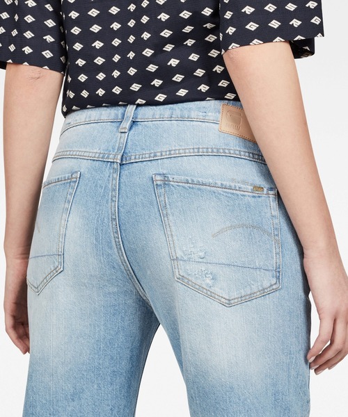 G-STAR（ジースター）の「3301 Ripped Mid BF Jeans（デニムパンツ・レディース・ライトインディゴブルー・24inch/25inch/26inch/23inch/27inch）」の3枚目の写真