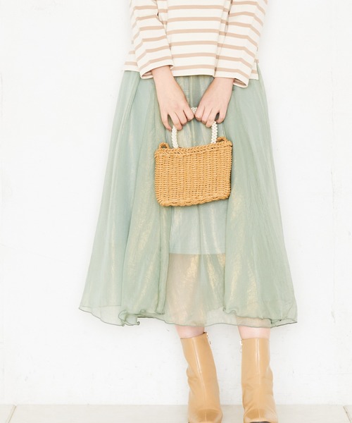 natural couture(ナチュラルクチュール)の「【WEB限定カラー有り】シアー箔スカート(スカート・レディース・サックスブルー/ミント/モカ/ライトベージュ/ラベンダー・FREE)」の4枚目の写真