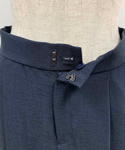 PICCIN(ピッチン)の「サイドスリット入りワイドパンツ(その他パンツ・レディース・キャメル/ベージュ/ネイビー・M/L)」の8枚目の写真