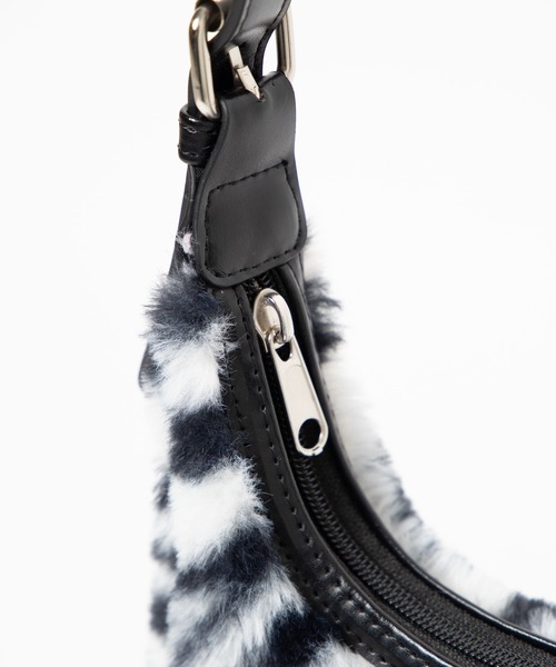 WEGO（ウィゴー）の「WEGO/サドルショルダーバッグ（ショルダーバッグ・レディース・その他1/ホワイト/ブラック・FREE）」の13枚目の写真