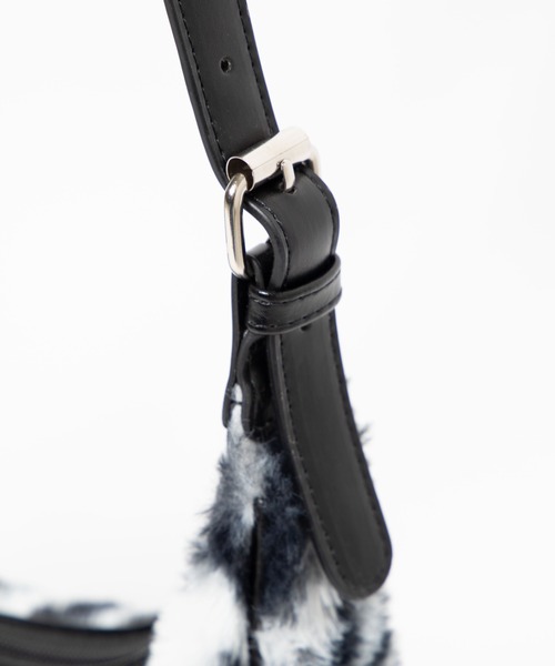 WEGO（ウィゴー）の「WEGO/サドルショルダーバッグ（ショルダーバッグ・レディース・その他1/ホワイト/ブラック・FREE）」の14枚目の写真