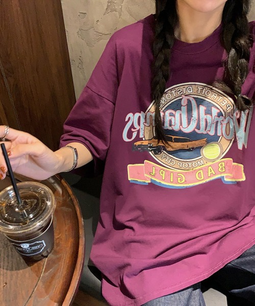 DEVICE(デバイス)の「ヴィンテージ car プリント ビッグシルエット 韓国 ストリート y2k 古着風 プリント 半袖 Tシャツ(Tシャツ/カットソー・レディース・ホワイト/パープル/ブルー/ブラック・FREE)」の4枚目の写真