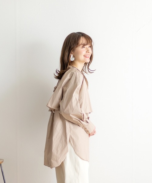 White Collection（ホワイトコレクション）の「ZOZOTOWN限定アイテム！【2021SS新作】 ヨークティアードデザインシャツブラウス（シャツ/ブラウス・レディース・ホワイト/ライトグレー/ブラック/ベージュ/サックスブルー・FREE）」の5枚目の写真