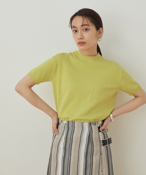 ADAM ET ROPE'(アダムエロペ)の「コットンシルクニットT(Tシャツ/カットソー・レディース・スミクロ/ベージュ系その他/ライトグリーン・FREE)」の3枚目の写真