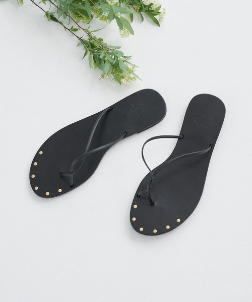 ROPE' PICNIC(ロペピクニック)の「平スタッズツイストトングサンダル(サンダル・レディース・ブラック/ブラウン/シルバー・23.0cm/24.0cm)」の6枚目の写真