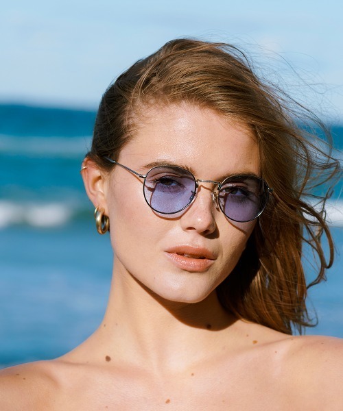 A.Kjaerbede(エキアビド)の「HELLO(サングラス・レディース・ブラック/グレー系その他/ブラウン系その他2/グリーン系その他2/ブラウン系その他/グリーン系その他/ブルー系その他/イエロー系その他・FREE)」の7枚目の写真