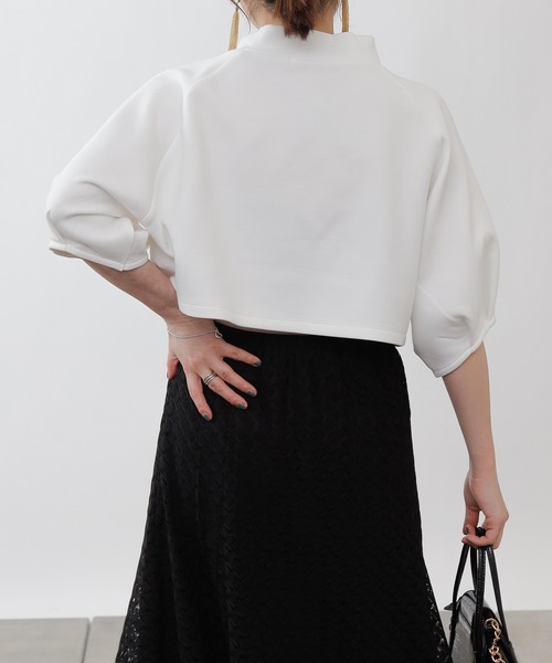 COLONY 2139(コロニートゥーワンスリーナイン)の「エアリーダンボールショート丈プルオーバー(Tシャツ/カットソー・レディース・オフホワイト/ブラック/サックスブルー・FREE)」の13枚目の写真