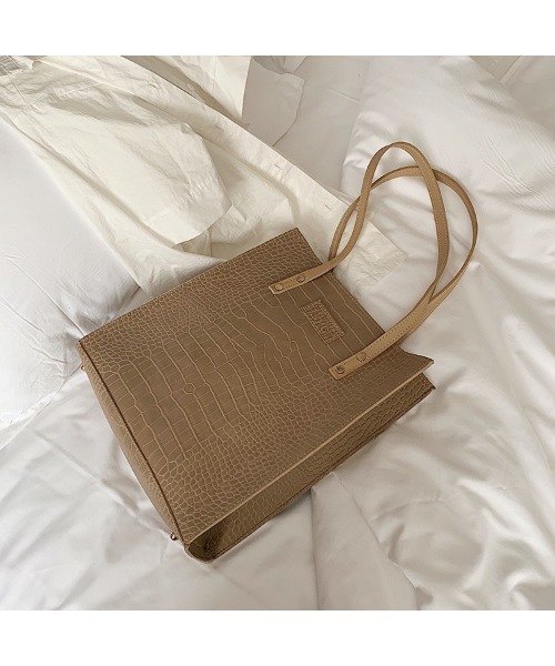 LAC-VERT（ラック・ヴェール）の「【LAC VERT/ラック・ヴェール】クロコ型押しトートバッグ（トートバッグ・レディース・ブラック/ベージュ/グリーン/ブラウン/ブルー・FREE）」の3枚目の写真
