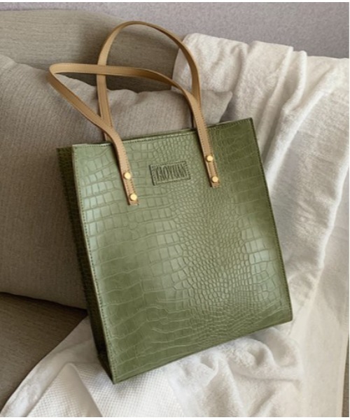 LAC-VERT（ラック・ヴェール）の「【LAC VERT/ラック・ヴェール】クロコ型押しトートバッグ（トートバッグ・レディース・ブラック/ベージュ/グリーン/ブラウン/ブルー・FREE）」の9枚目の写真