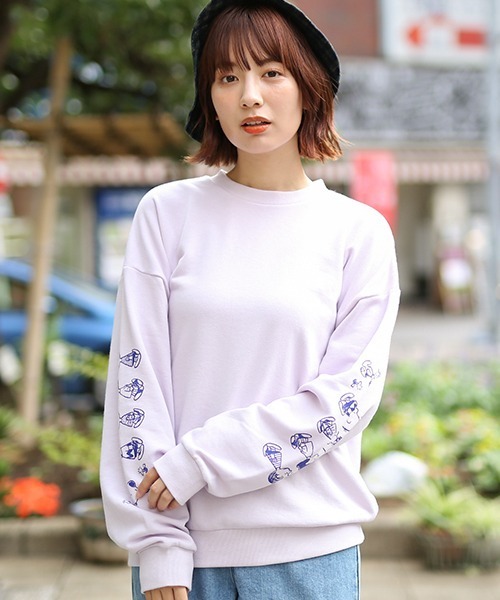 PEANUTS(ピーナッツ)の「スヌーピー 袖フレンズプルオーバー(スウェット・レディース・チャコールグレー/パープル/オフホワイト/イエロー・FREE)」の20枚目の写真