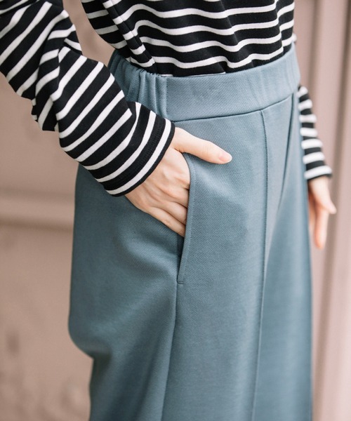 Munich（ミューニック）の「グロッシーフレンチテリー　ワイドストレートパンツ（スウェットパンツ・レディース・ブラック/ベージュ/ブルーグレー・S/M/XS）」の19枚目の写真