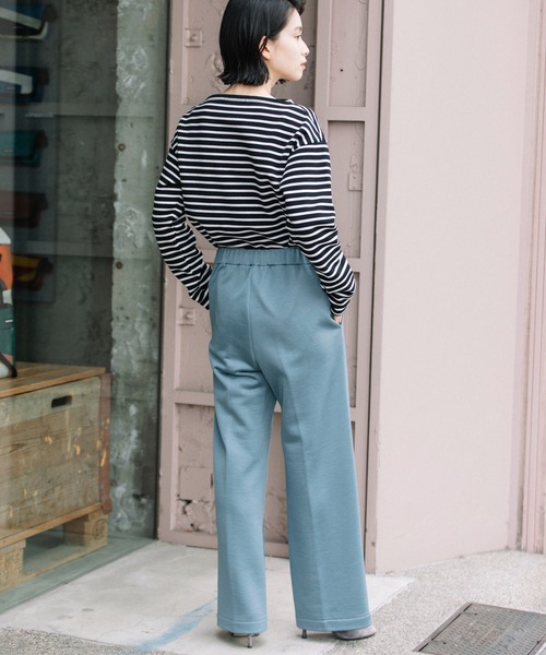 Munich（ミューニック）の「グロッシーフレンチテリー　ワイドストレートパンツ（スウェットパンツ・レディース・ブラック/ベージュ/ブルーグレー・S/M/XS）」の13枚目の写真