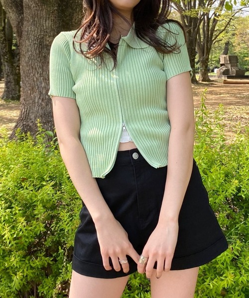 WEGO（ウィゴー）の「WEGO/フロントジップショートニット（ニット/セーター・レディース・ホワイト/ブラック/ライム/オレンジ・FREE）」の4枚目の写真