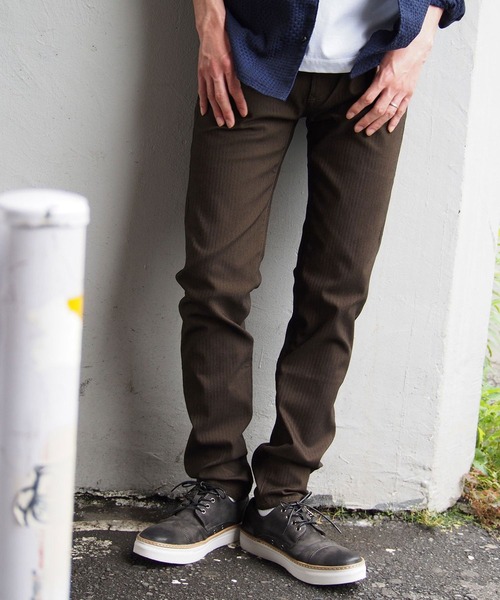 NICOLE CLUB FOR MEN(ニコルクラブフォーメン)の「【21年モデル】ハイパーストレッチヘリンボンパンツ(デニムパンツ・メンズ・ブラック/ブラウン系その他/ネイビー×ホワイト・SMALL/MEDIUM/X-LARGE/LARGE)」の2枚目の写真