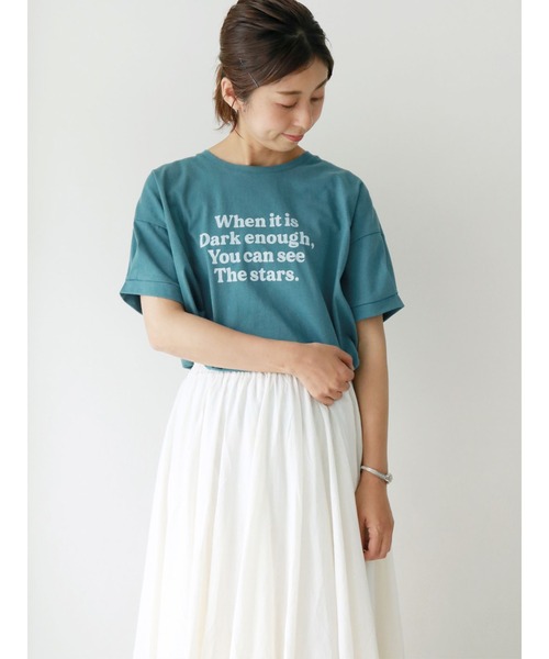 Samansa Mos2（サマンサ モスモス）の「ロゴプリント袖タックTシャツ（Tシャツ/カットソー・レディース・パープル/ブラウン/オフホワイト/グリーン/マスタード/チャコール・ﾌﾘ-）」の5枚目の写真