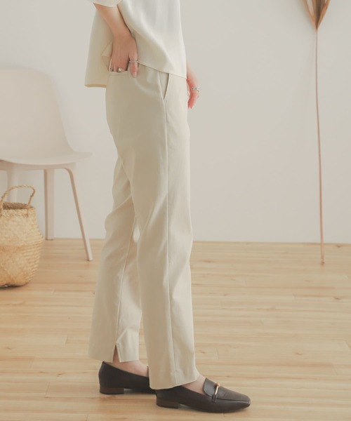 SENSE OF PLACE by URBAN RESEARCH（センスオブプレイスバイアーバンリサーチ）の「『TALLサイズあり』ストレッチスリムテーパードパンツ（その他パンツ・レディース・ブラック/ブラウン/ブルー/アイボリー・SMALL/MEDIUM/LARGE/X-SMALL/TALL）」の9枚目の写真