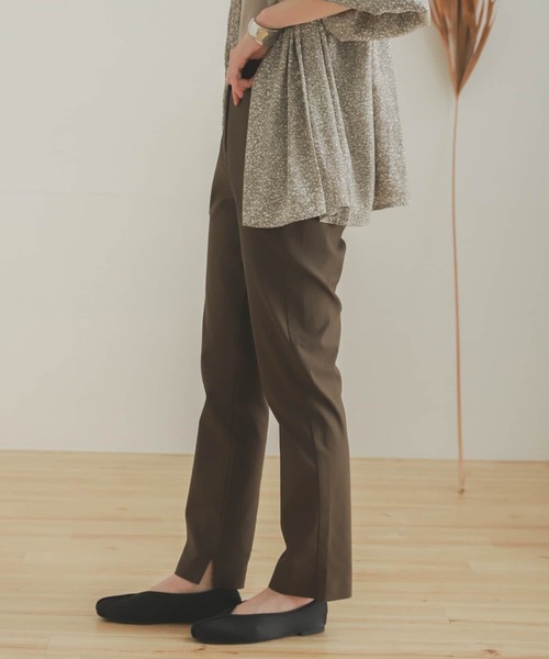 SENSE OF PLACE by URBAN RESEARCH（センスオブプレイスバイアーバンリサーチ）の「『TALLサイズあり』ストレッチスリムテーパードパンツ（その他パンツ・レディース・ブラック/ブラウン/ブルー/アイボリー・SMALL/MEDIUM/LARGE/X-SMALL/TALL）」の19枚目の写真