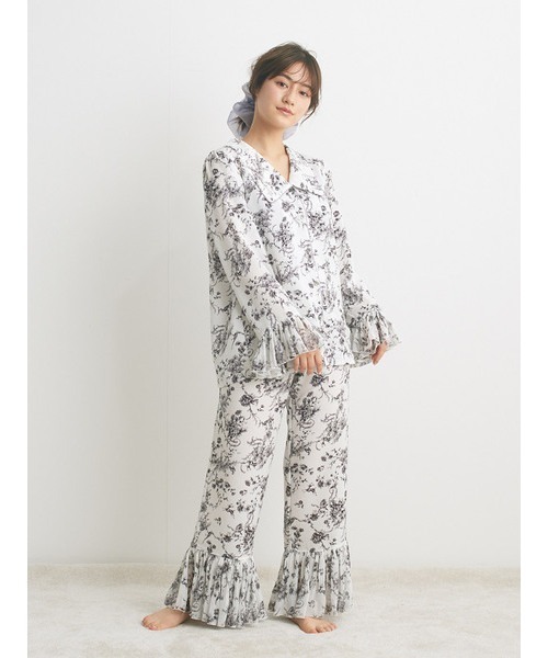 SNIDEL HOME(スナイデルホーム)の「プリーツドッキングロングパンツ(ルームウェア/パジャマ・レディース・ライトベージュ/モカ/ブラック・FREE)」の2枚目の写真