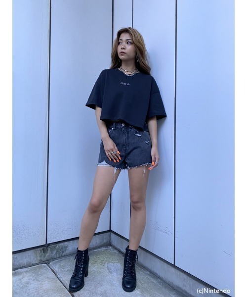 EGOIST(エゴイスト)の「オーバー短丈Tシャツ(super mario)(Tシャツ/カットソー・レディース・ホワイト/ブラック・FREE)」の15枚目の写真
