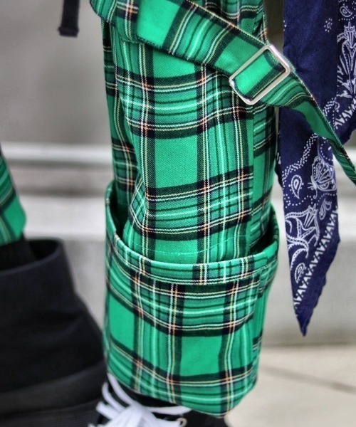 ROYAL FLASH（ロイヤルフラッシュ）の「TheATeR/シアター/タータン