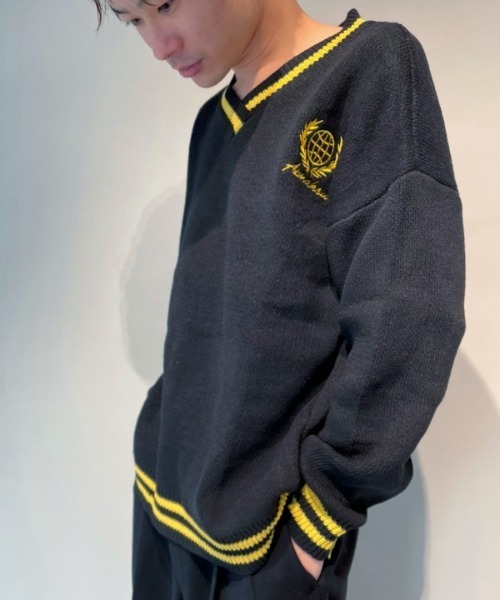 WESTBOY（ウエストボーイ）の「School V-Neck Knit Sweater WO21W3TP14