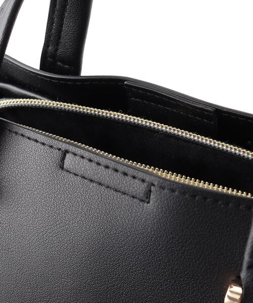 OPAQUE.CLIP（オペークドットクリップ）の「◆あおりポケット付きブガッティ【2WAY】（ハンドバッグ・レディース・グレー/ブラック/ライトベージュ・00）」の11枚目の写真