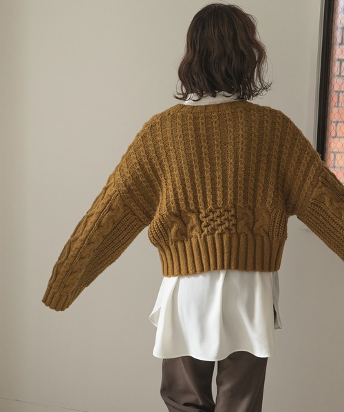 rectangle（レクタングル）の「ワイドスリーブケーブルニット（ニット/セーター・レディース・ホワイト/ピンク/キャメル・FREE）」の5枚目の写真