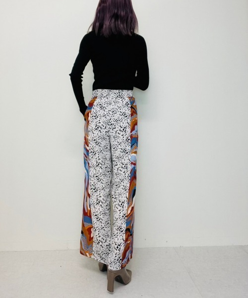 DOLLUPOOPS（ドールアップウップス）の「マーブルプリント切替リラックスパンツ（その他パンツ・レディース・ホワイト/ブラック/ブラウン/キャメル・38）」の16枚目の写真