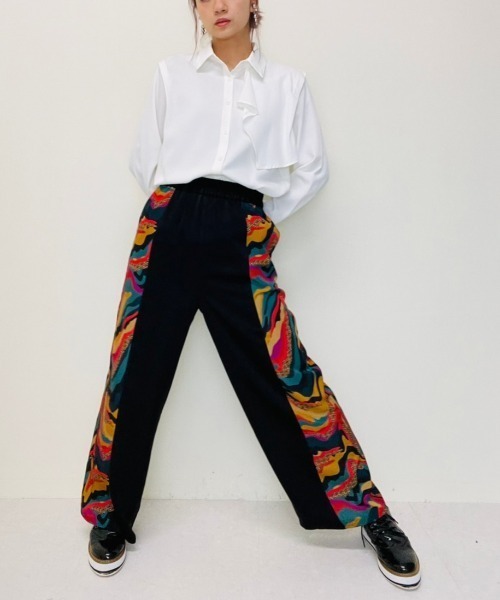 DOLLUPOOPS（ドールアップウップス）の「マーブルプリント切替リラックスパンツ（その他パンツ・レディース・ホワイト/ブラック/ブラウン/キャメル・38）」の9枚目の写真