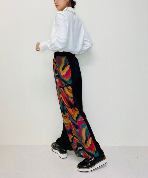 DOLLUPOOPS（ドールアップウップス）の「マーブルプリント切替リラックスパンツ（その他パンツ・レディース・ホワイト/ブラック/ブラウン/キャメル・38）」の14枚目の写真