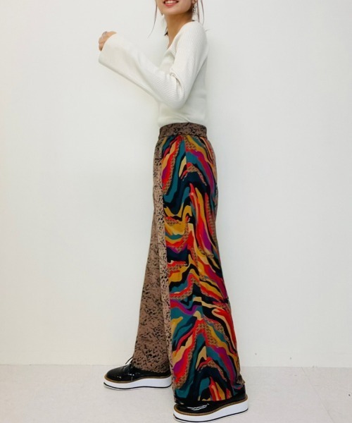 DOLLUPOOPS（ドールアップウップス）の「マーブルプリント切替リラックスパンツ（その他パンツ・レディース・ホワイト/ブラック/ブラウン/キャメル・38）」の22枚目の写真