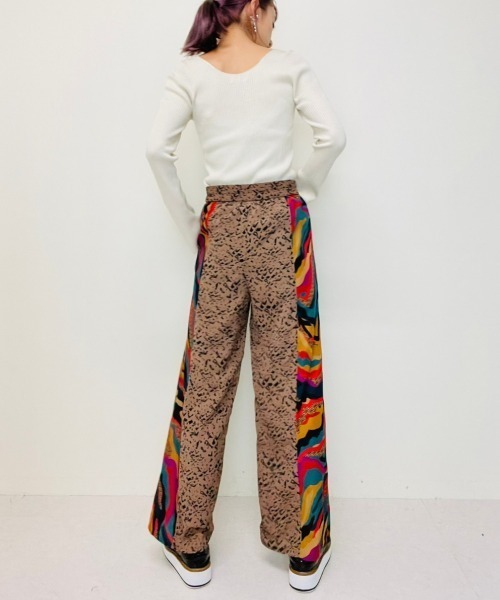DOLLUPOOPS（ドールアップウップス）の「マーブルプリント切替リラックスパンツ（その他パンツ・レディース・ホワイト/ブラック/ブラウン/キャメル・38）」の17枚目の写真