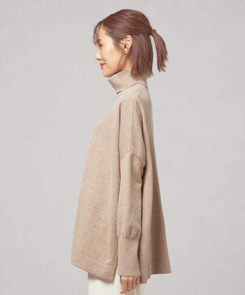 closet story（クローゼットストーリー）の「＜closet story（クローゼットストーリー）＞サイドスリット タートルネックニット（ニット/セーター・レディース・ブラック/ベージュ・FREE）」の5枚目の写真