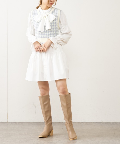 OLIVE des OLIVE(オリーブデオリーブ)の「ロングブーツ(ブーツ・レディース・オフホワイト/ブラック/ベージュ・SMALL/MEDIUM/LARGE)」の17枚目の写真