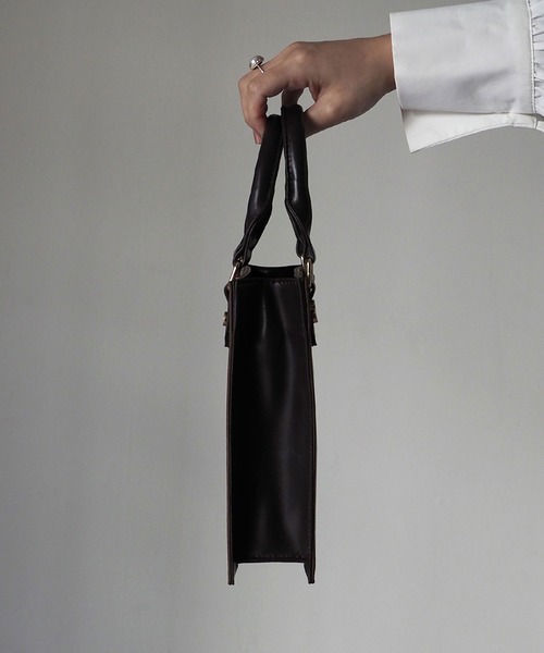 Riberry（リベリー）の「モノグラムスクエアショルダーミニバッグ（ショルダーバッグ・レディース・アイボリー/ベージュ/ブラウン・FREE）」の10枚目の写真