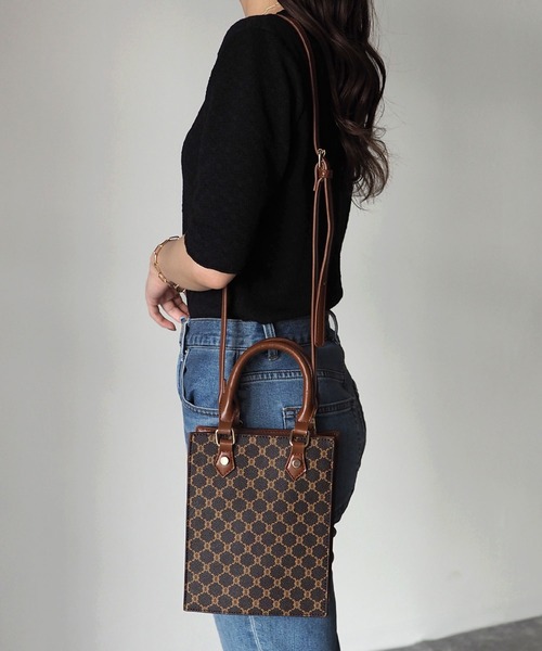 Riberry（リベリー）の「モノグラムスクエアショルダーミニバッグ（ショルダーバッグ・レディース・アイボリー/ベージュ/ブラウン・FREE）」の22枚目の写真