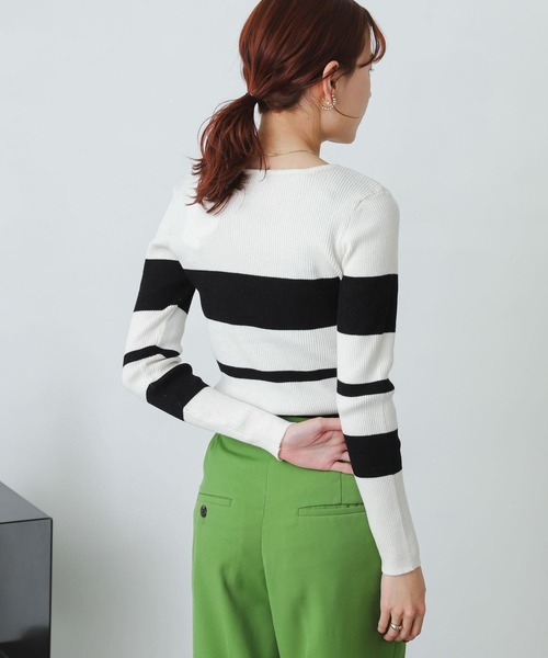 SENSE OF PLACE by URBAN RESEARCH（センスオブプレイスバイアーバンリサーチ）の「スクエアネックコンパクトセーター（ニット/セーター・レディース・ブラック/アイボリー/オレンジ/ホワイト系その他/ブルー/ピンクベージュ・ONE）」の16枚目の写真