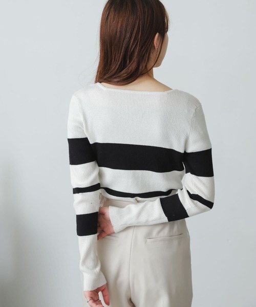 SENSE OF PLACE by URBAN RESEARCH（センスオブプレイスバイアーバンリサーチ）の「スクエアネックコンパクトセーター（ニット/セーター・レディース・ブラック/アイボリー/オレンジ/ホワイト系その他/ブルー/ピンクベージュ・ONE）」の19枚目の写真