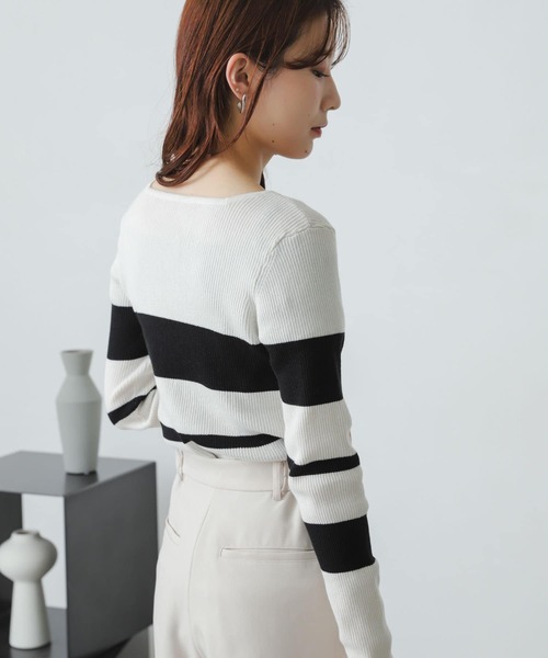 SENSE OF PLACE by URBAN RESEARCH（センスオブプレイスバイアーバンリサーチ）の「スクエアネックコンパクトセーター（ニット/セーター・レディース・ブラック/アイボリー/オレンジ/ホワイト系その他/ブルー/ピンクベージュ・ONE）」の20枚目の写真