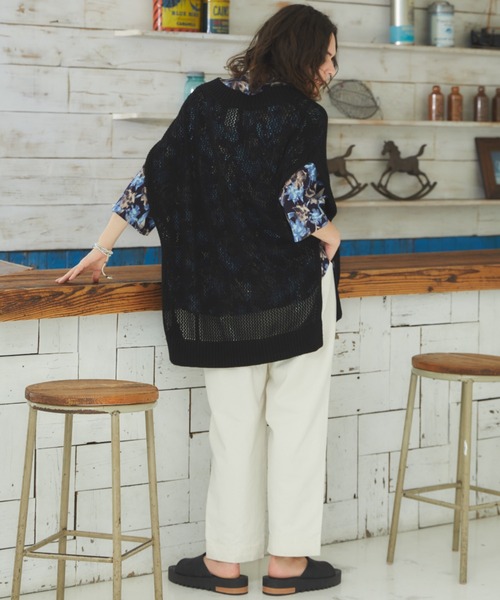 CASPER JOHN(キャスパージョン)の「High slit see through knit vest/ハイスリットシースルーニットベスト(ベスト・メンズ・ブラック/グリーン/グレイッシュベージュ・SMALL/MEDIUM/LARGE)」の7枚目の写真