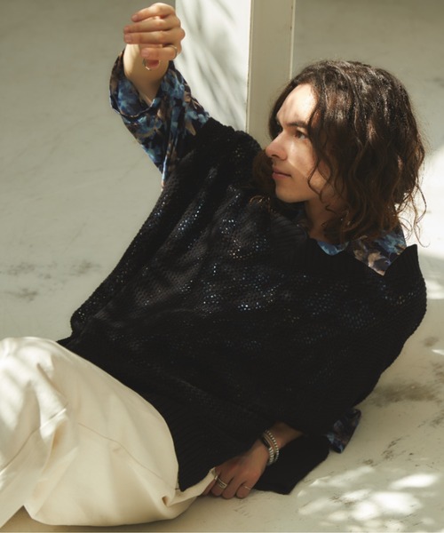 CASPER JOHN(キャスパージョン)の「High slit see through knit vest/ハイスリットシースルーニットベスト(ベスト・メンズ・ブラック/グリーン/グレイッシュベージュ・SMALL/MEDIUM/LARGE)」の11枚目の写真