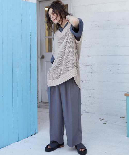 CASPER JOHN(キャスパージョン)の「High slit see through knit vest/ハイスリットシースルーニットベスト(ベスト・メンズ・ブラック/グリーン/グレイッシュベージュ・SMALL/MEDIUM/LARGE)」の15枚目の写真