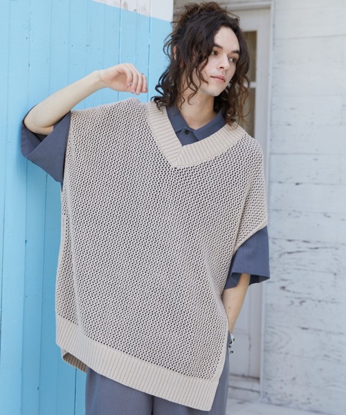 CASPER JOHN(キャスパージョン)の「High slit see through knit vest/ハイスリットシースルーニットベスト(ベスト・メンズ・ブラック/グリーン/グレイッシュベージュ・SMALL/MEDIUM/LARGE)」の19枚目の写真