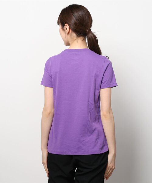 NIKE(ナイキ)の「NIKE/ナイキ WS DRI-FIT DFC クルー Tシャツ/ウィメンズ ドライフィット DFC クルー Tシャツ(Tシャツ/カットソー・レディース・パープル・XL/M/L/S)」の3枚目の写真
