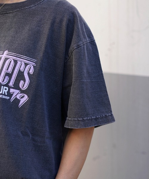 GOOD ROCK SPEED（グッドロックスピード）の「GOOD ROCK SPEED (グッドロックスピード)　別注ロックグラフィックTシャツ Star Clusters (ウィメンズ・ユニセックス)（Tシャツ/カットソー・レディース・ブラック・MEDIUM）」の4枚目の写真